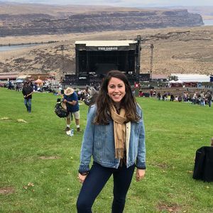 Meet your Posher, Suzanne